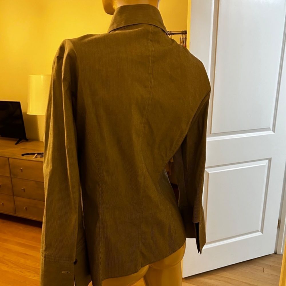 Styled blouse - Picture 5 of 5